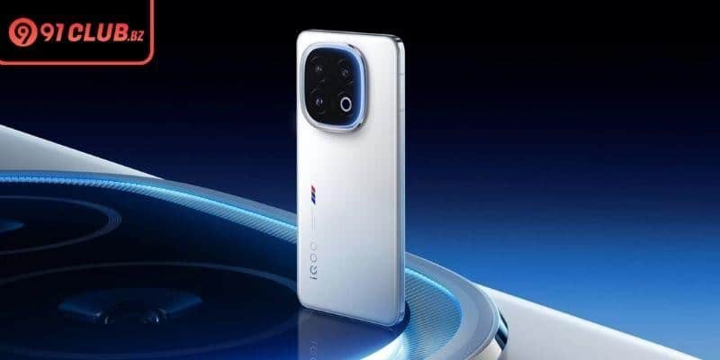 Premium visual quality on the high resolution screen Premium visual quality on the high resolution screen